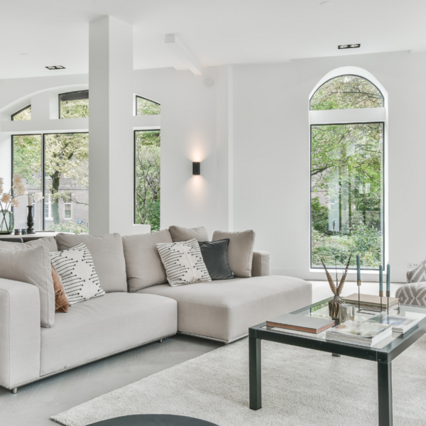 Le total look blanc n’est plus roi 